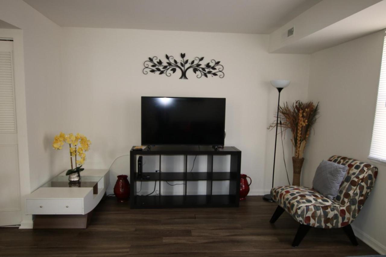 פיירפקס Luxury Villa And Apartments מראה חיצוני תמונה