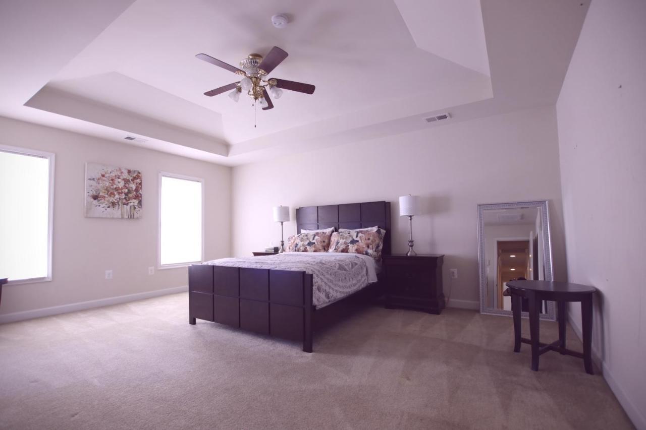 פיירפקס Luxury Villa And Apartments מראה חיצוני תמונה