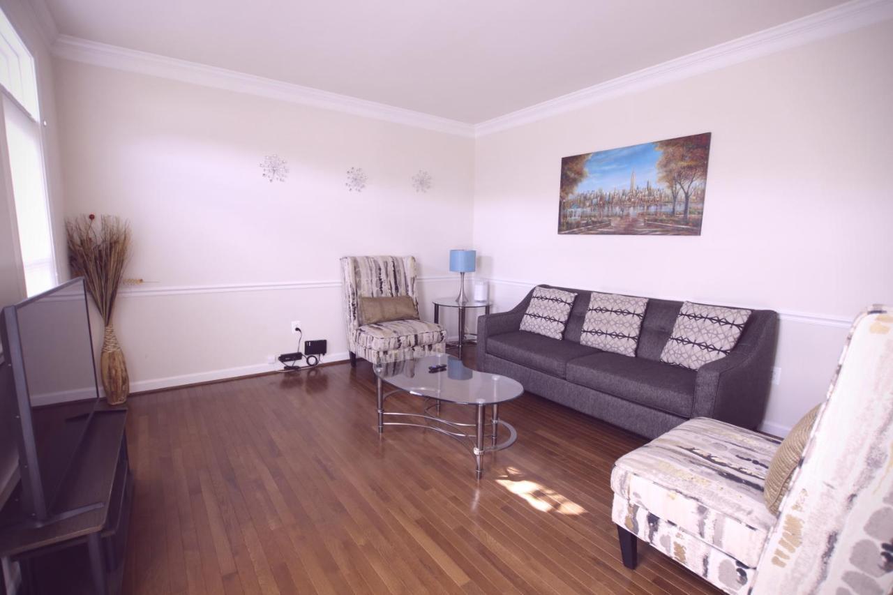 פיירפקס Luxury Villa And Apartments מראה חיצוני תמונה